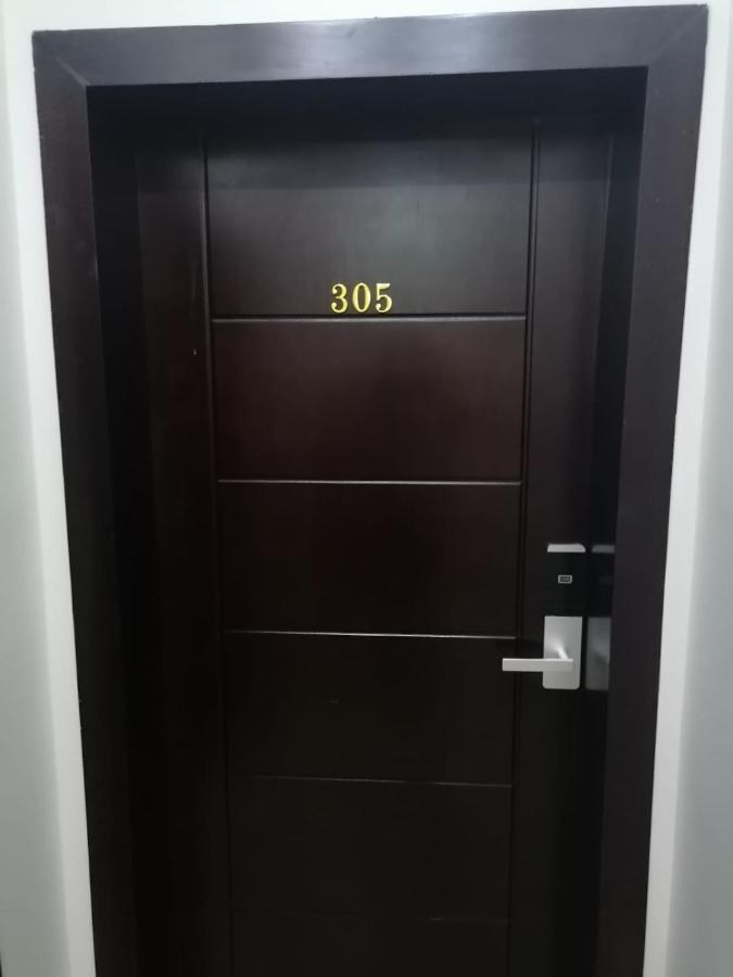 Nice View Hotel فندق الأطلالة الجميلة للعائلات فقط Aqaba Bagian luar foto